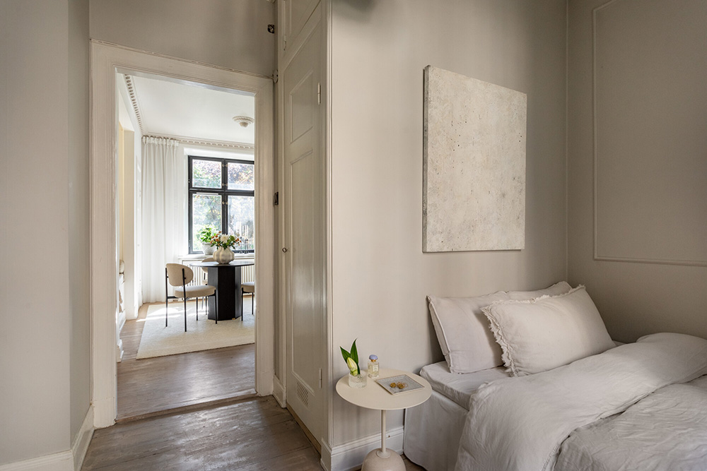 chambre beige deux-pièces 29m2