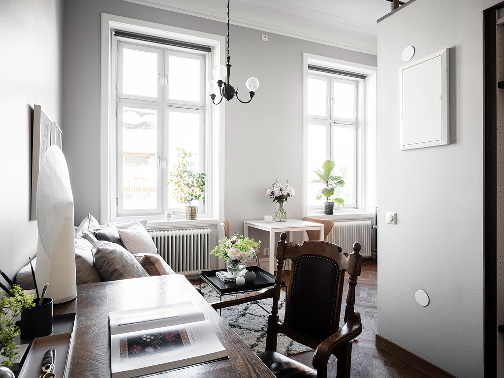 entrée avec bureau studio 26m2