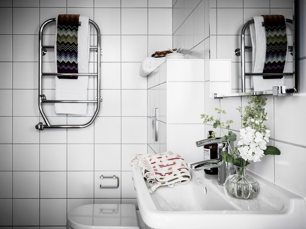 salle de bain blanche