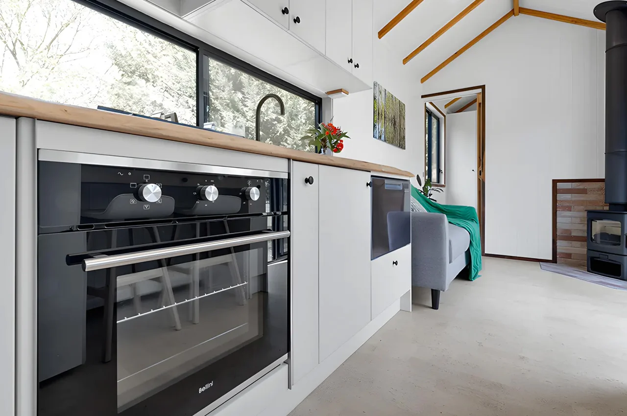 cuisine tiny house 18m2 Casuarina de Evergreen Houses Australia