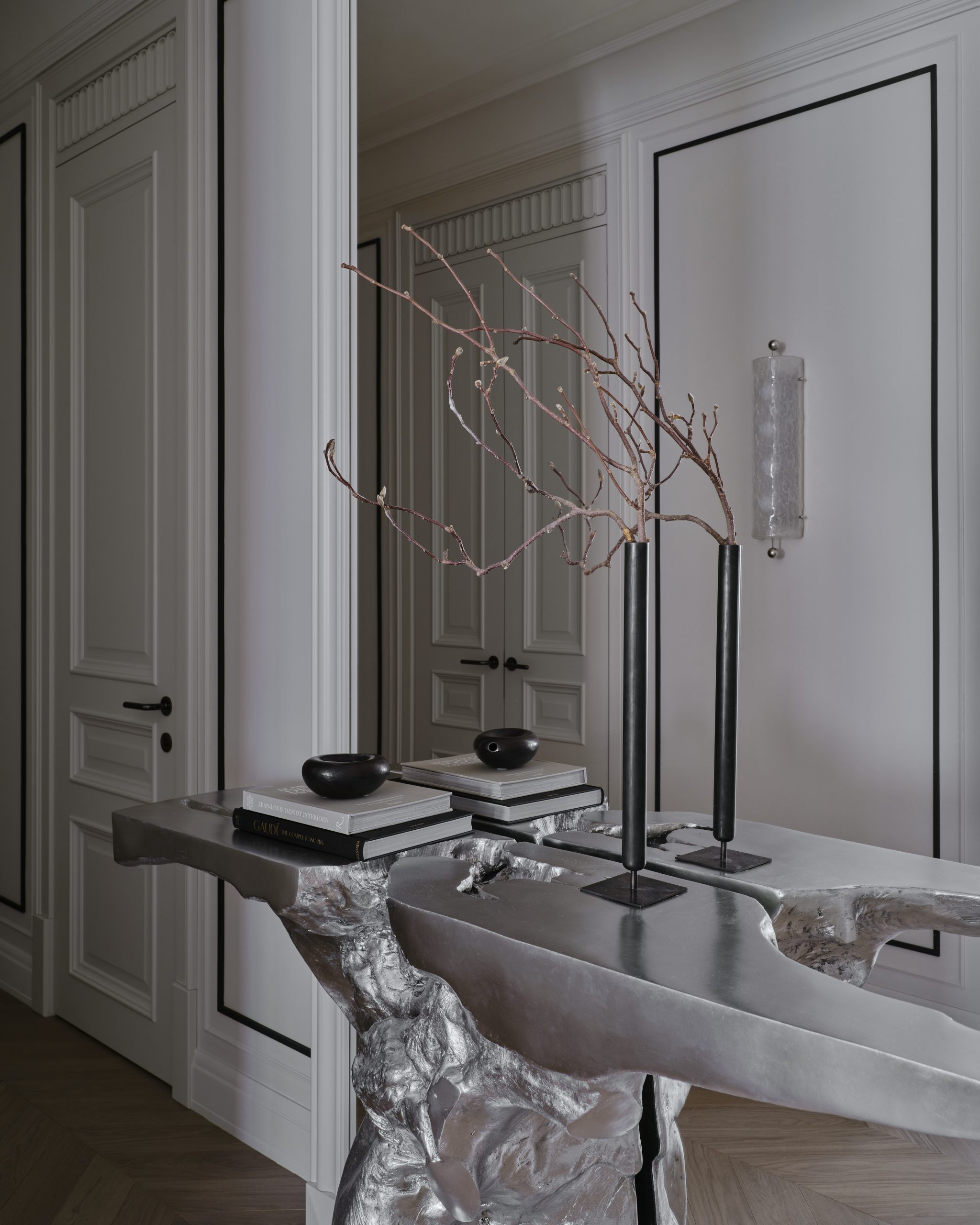 entrée avec console métal décoration contemporaine entrée avec console métal décoration contemporaine
