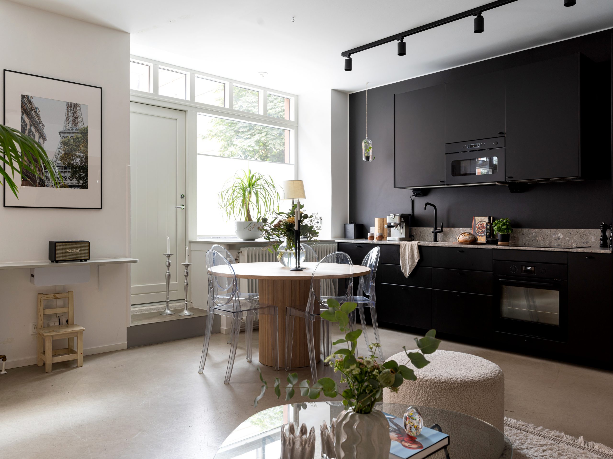 cuisine noire studio 47m2 cuisine noire studio 47m2