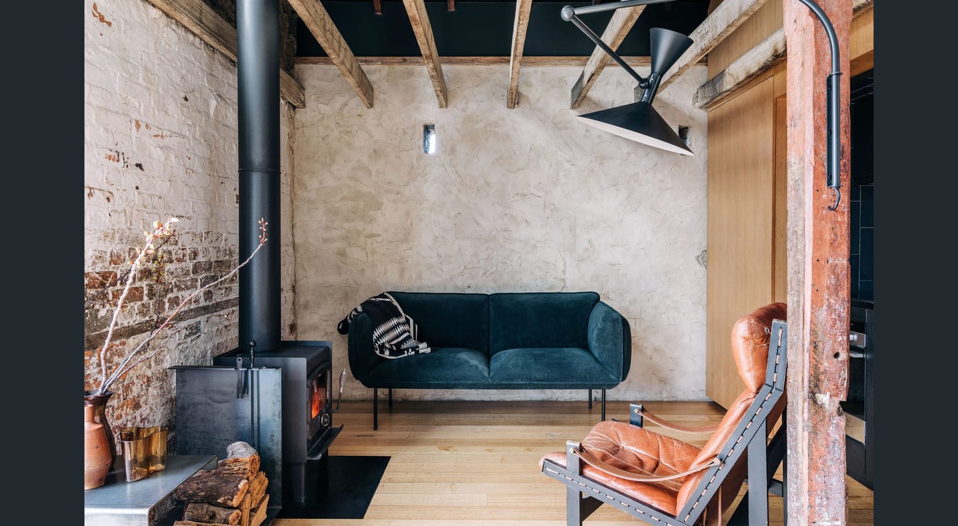 salon avec poutres maison 79m2