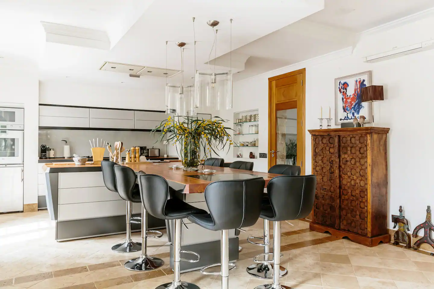 cuisine ouverte décoration contemporaine maison ancienne rénovée cuisine ouverte décoration contemporaine maison ancienne rénovée