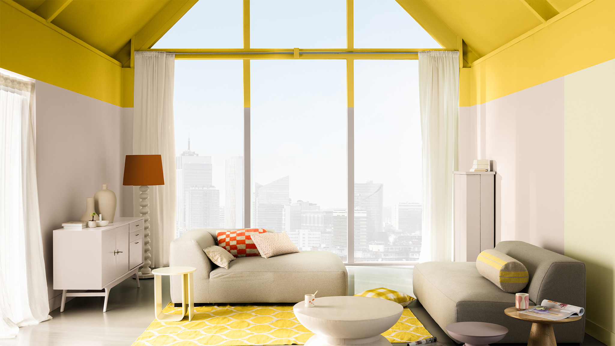 salon plafond jaune Eclat de Joie Dulux valentine couleur de l salon plafond jaune Eclat de Joie Dulux valentine couleur de l'année 2025