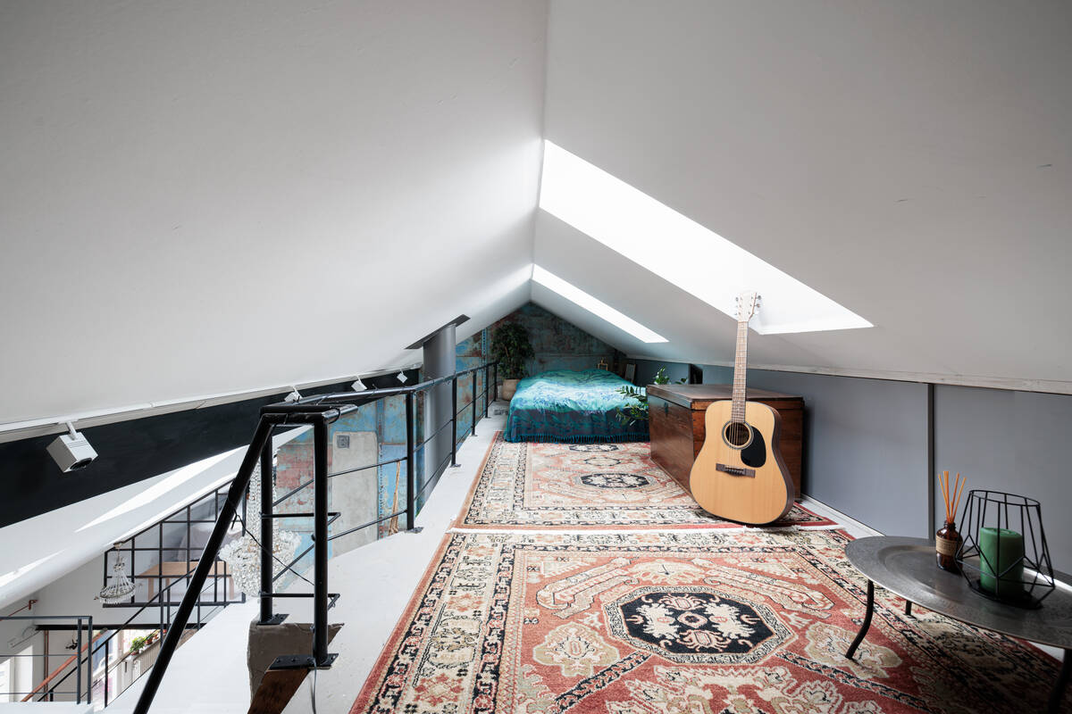 mezzanine mezzanine