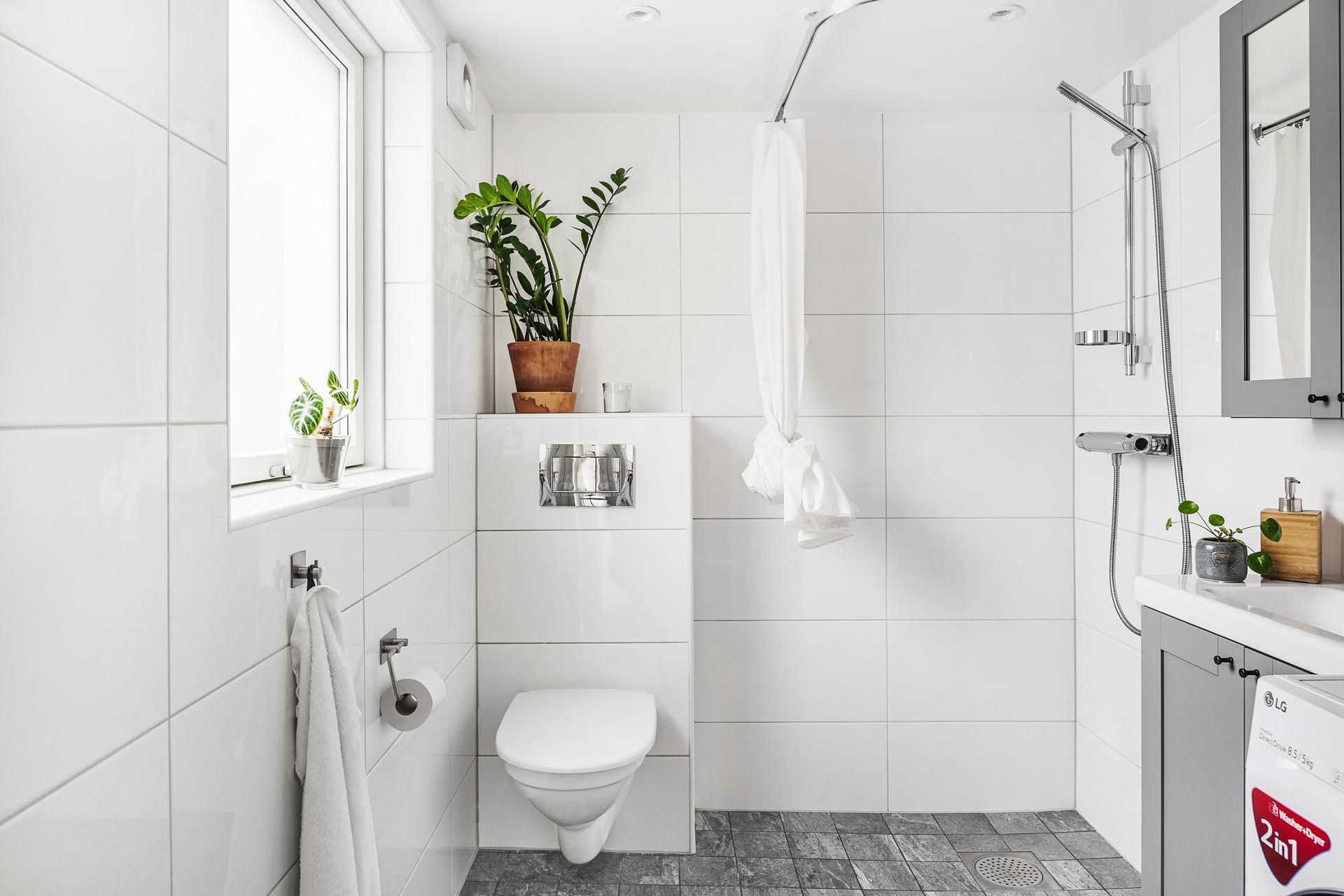 salle de bain blanche petite maison 37m2 salle de bain blanche petite maison 37m2