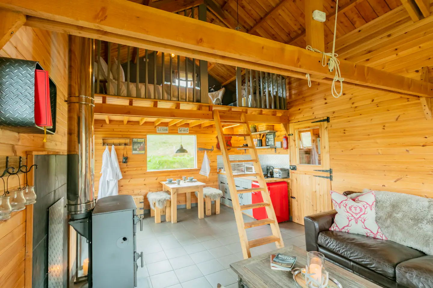 salon maison en bois The Bothy Écosse salon maison en bois The Bothy Écosse