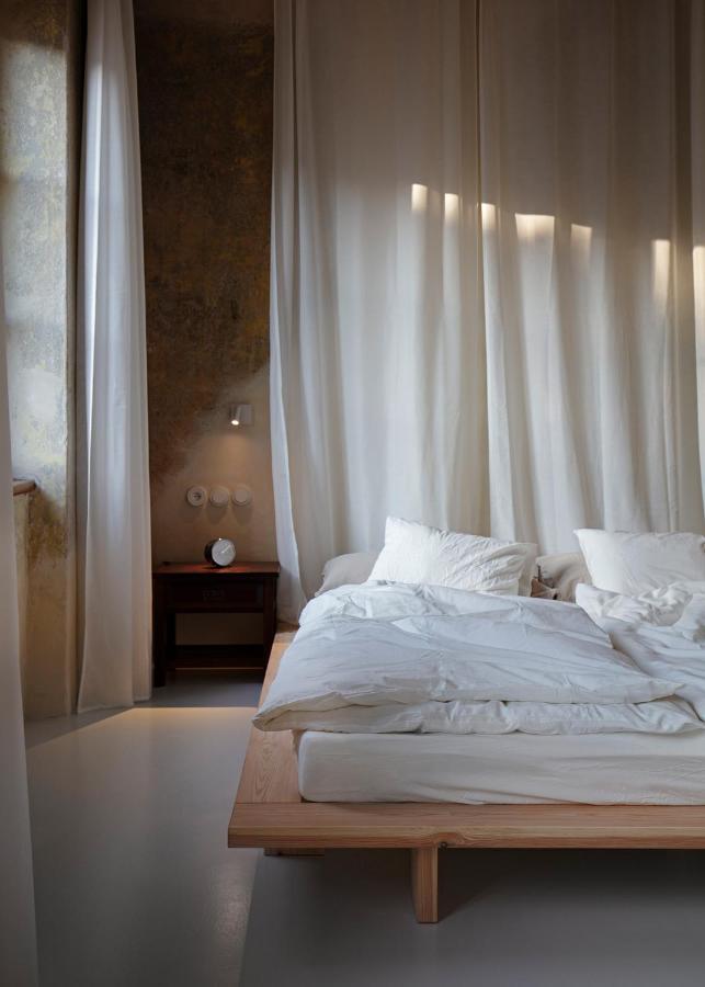 chambre tête de lit rideau