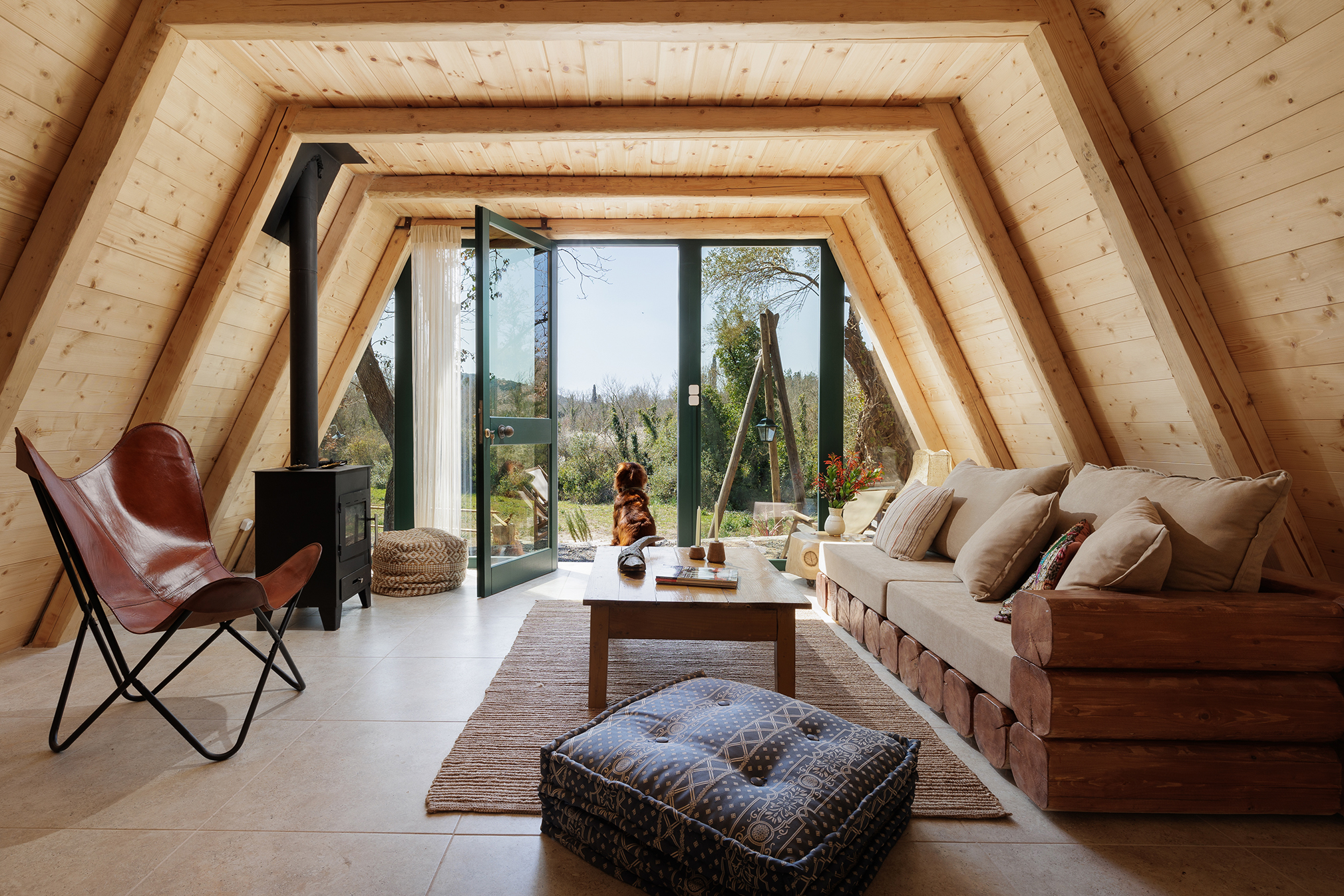 salon petite maison A-Frame 50m2 salon petite maison A-Frame 50m2