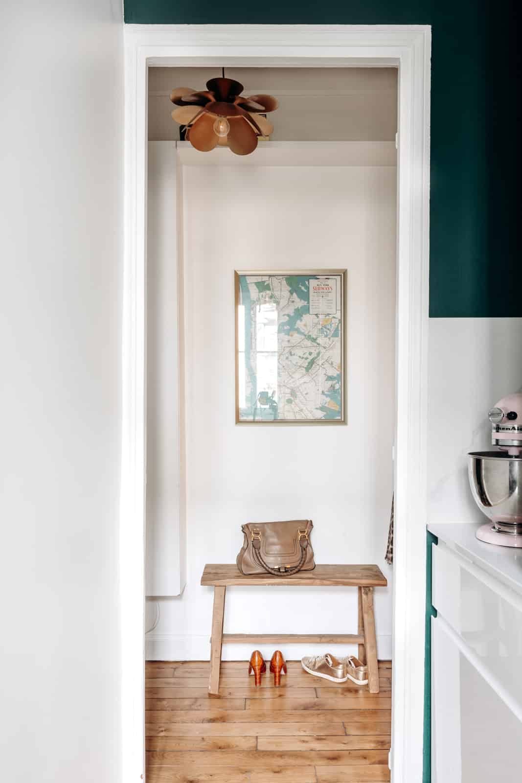entrée appartement 44m2 Paris photo Aurélie Deglane – Wonderland Photographie pour Happy Pog
