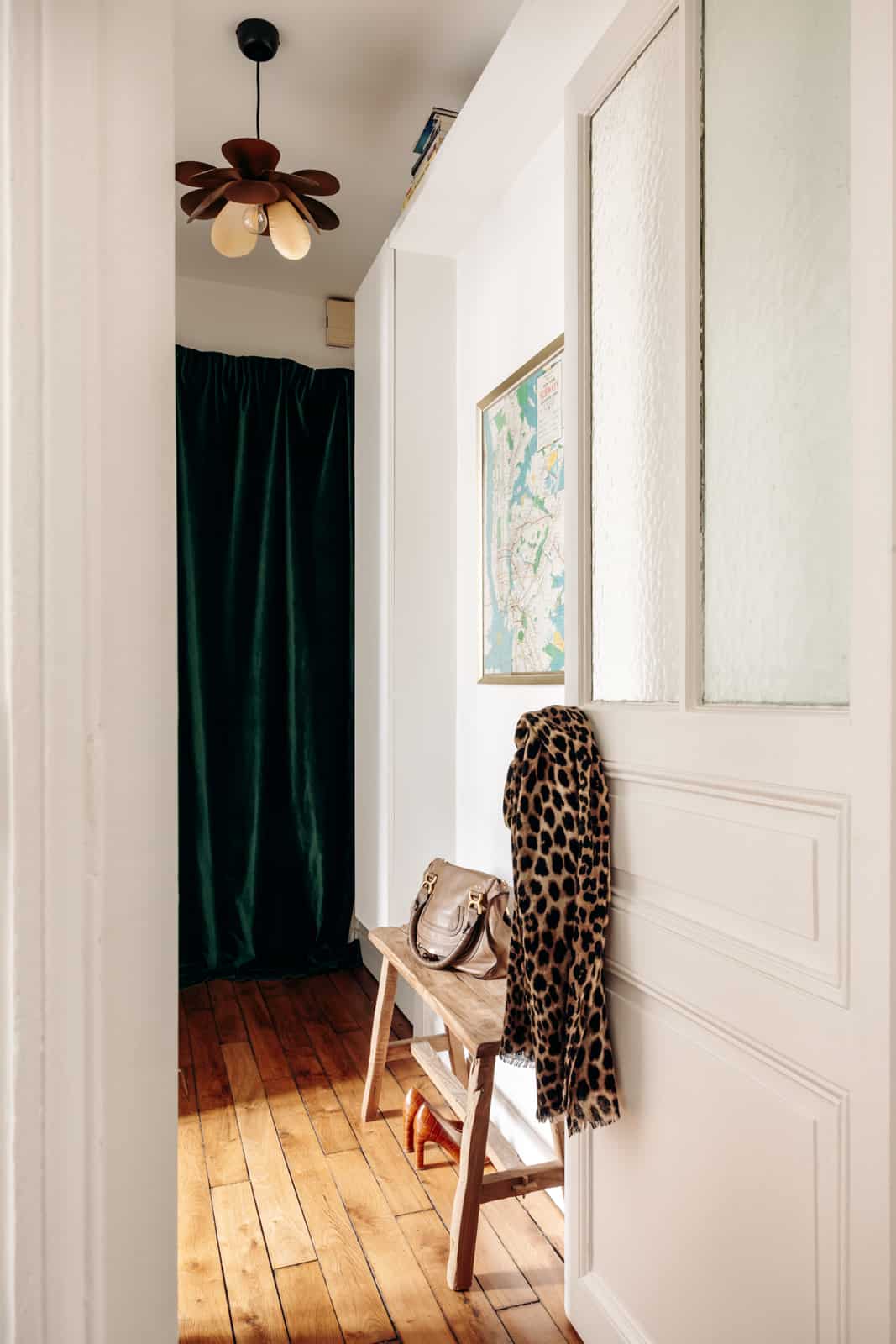 entrée appartement 44m2 Paris photo Aurélie Deglane – Wonderland Photographie pour Happy Pog