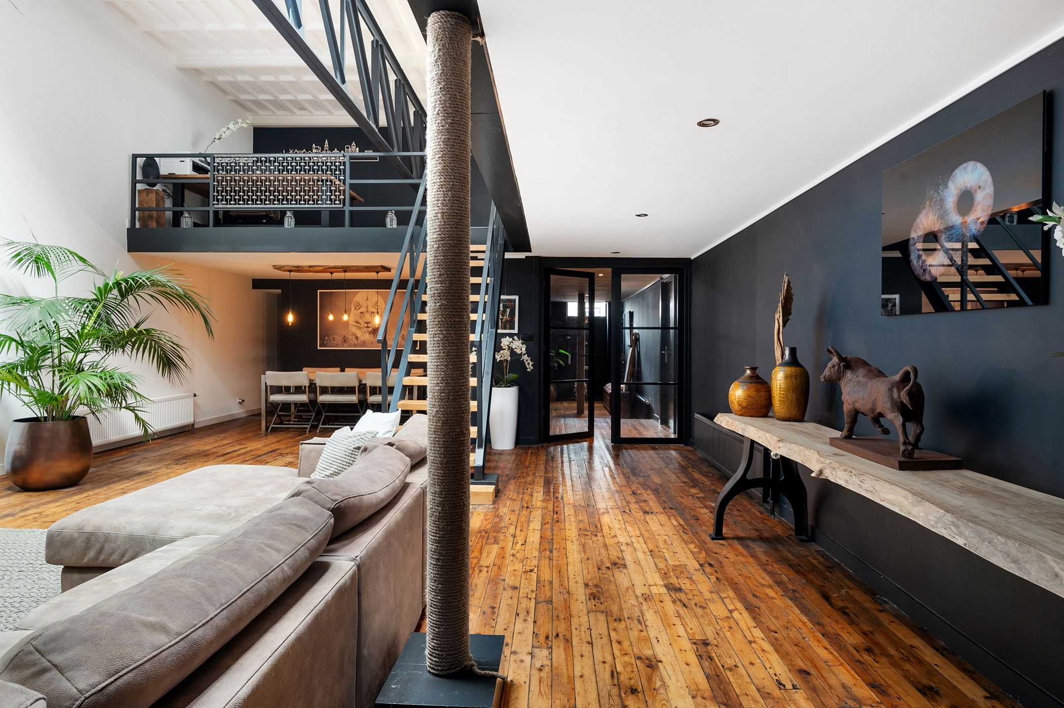 Une maison loft avec terrasse aux Pays-Bas
