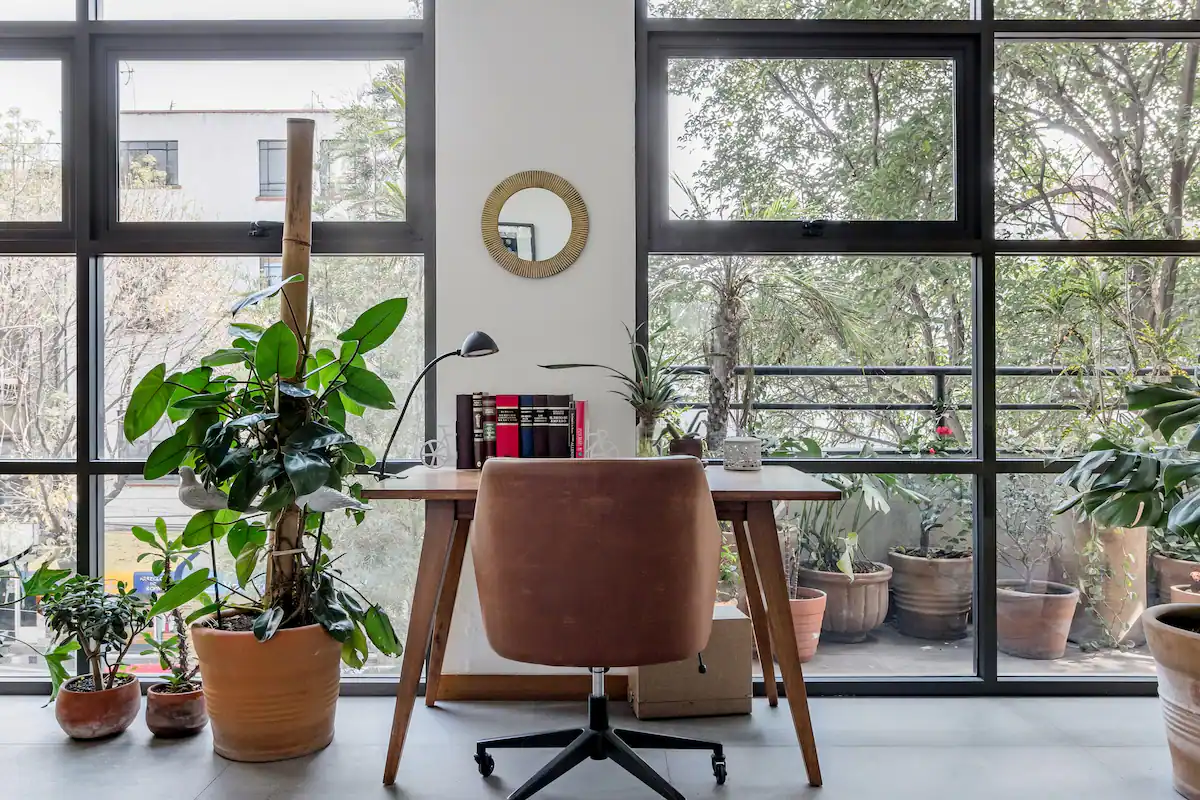 bureau dans salon bureau dans salon