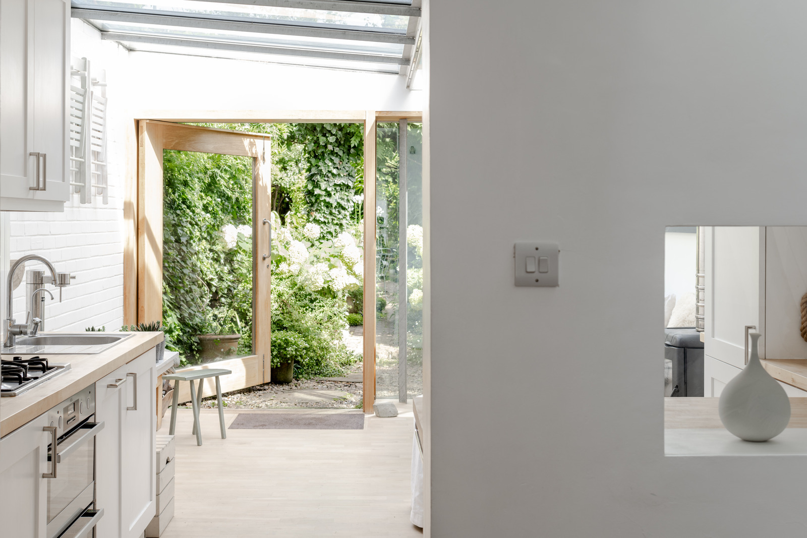 cuisine dans extension maison de ville avec jardin cuisine dans extension maison de ville avec jardin