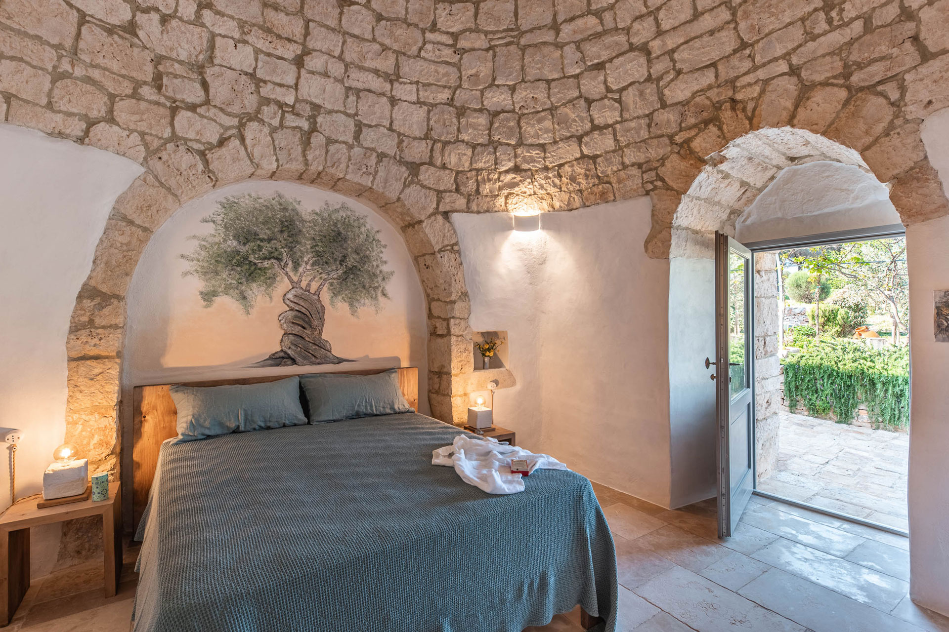 chambre voûtée trullo Pouilles Masseria Le Monache chambre voûtée trullo Pouilles Masseria Le Monache
