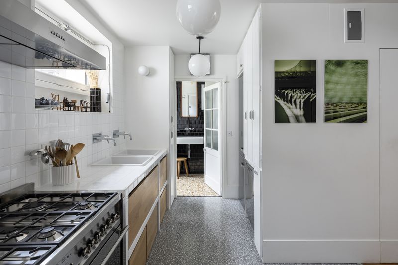 cuisine appartement de 90m2 dans le centre de Paris par Bérénice Curt Architecture cuisine appartement de 90m2 dans le centre de Paris par Bérénice Curt Architecture