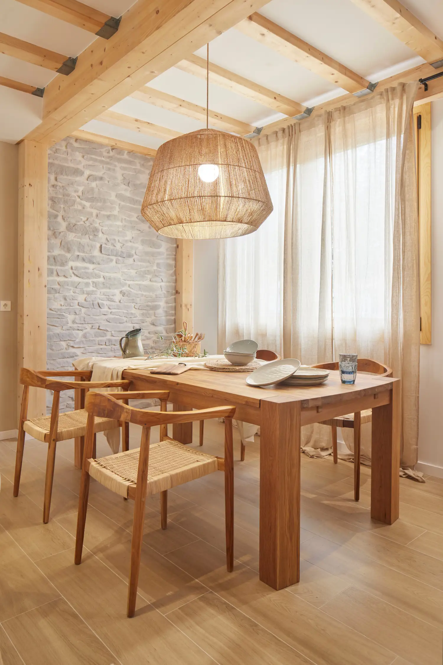 salle à manger maison ancienne rénovée décoration moderne salle à manger maison ancienne rénovée décoration moderne