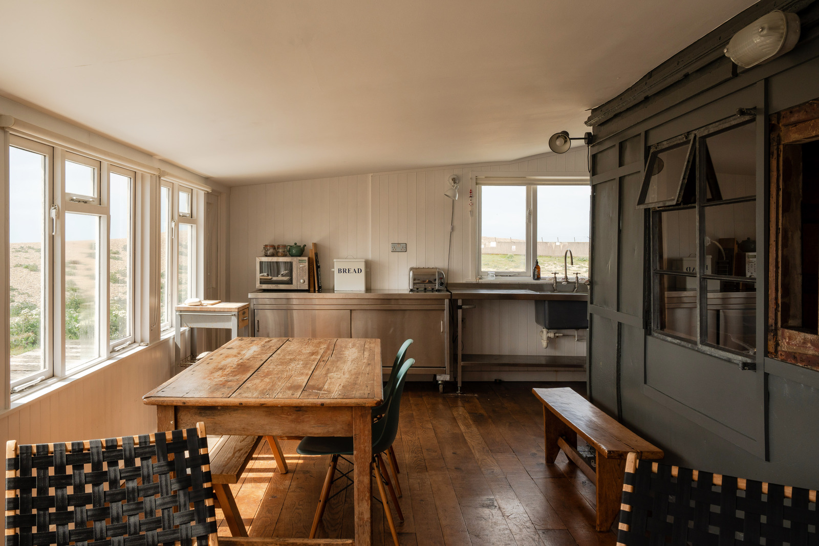 salle à manger et cuisine maison de plage ancienne dans le Kent salle à manger et cuisine maison de plage ancienne dans le Kent