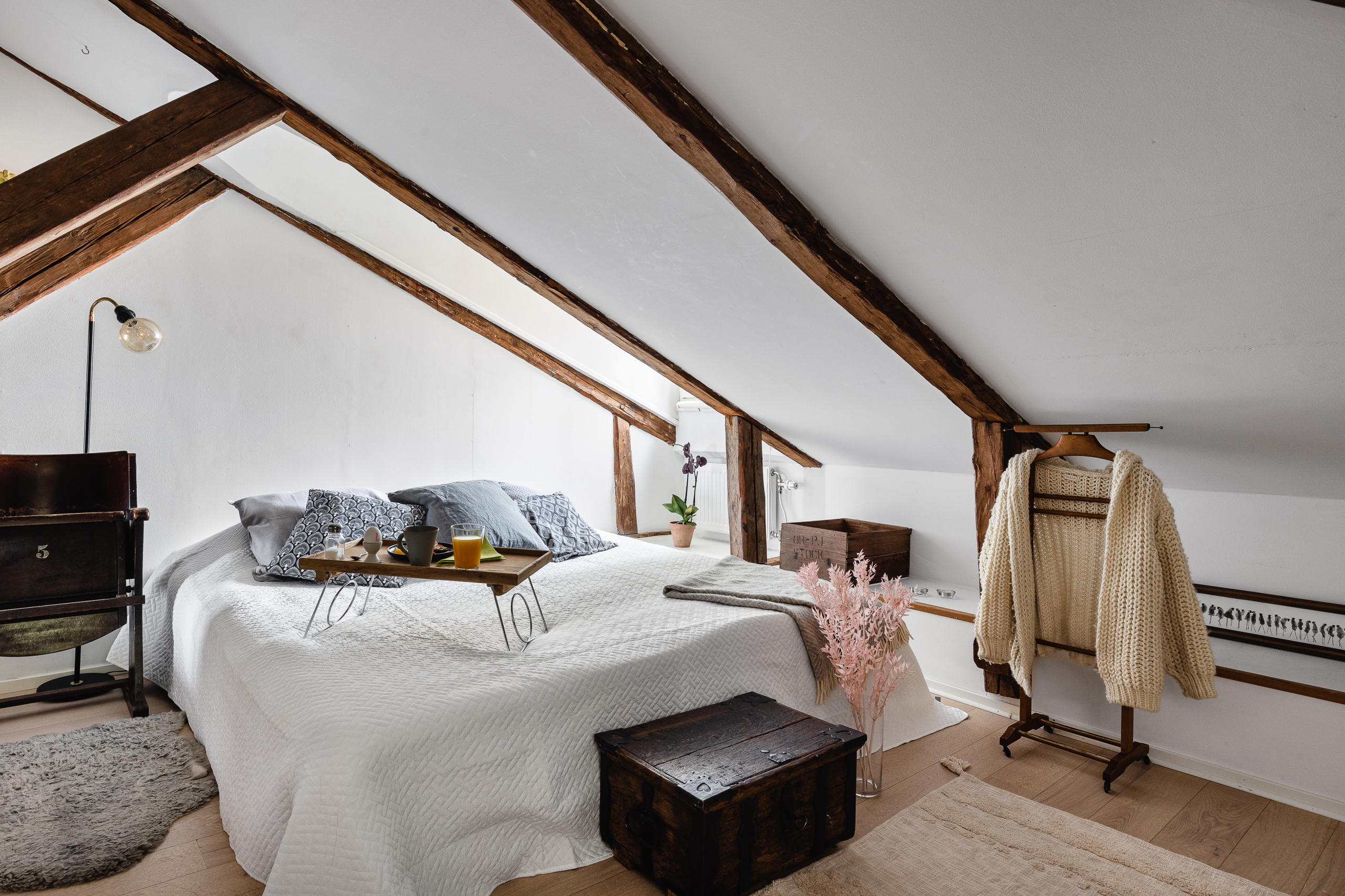 chambre mansardée dans combles maison de ville 54m2 chambre mansardée dans combles maison de ville 54m2
