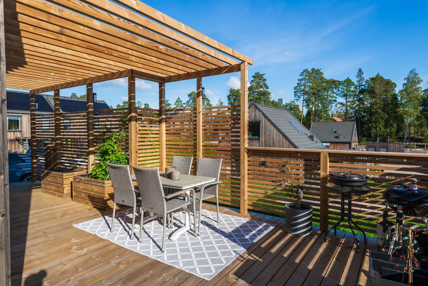 terrasse bois avec pergola bois petite maison 37m2 terrasse bois avec pergola bois petite maison 37m2