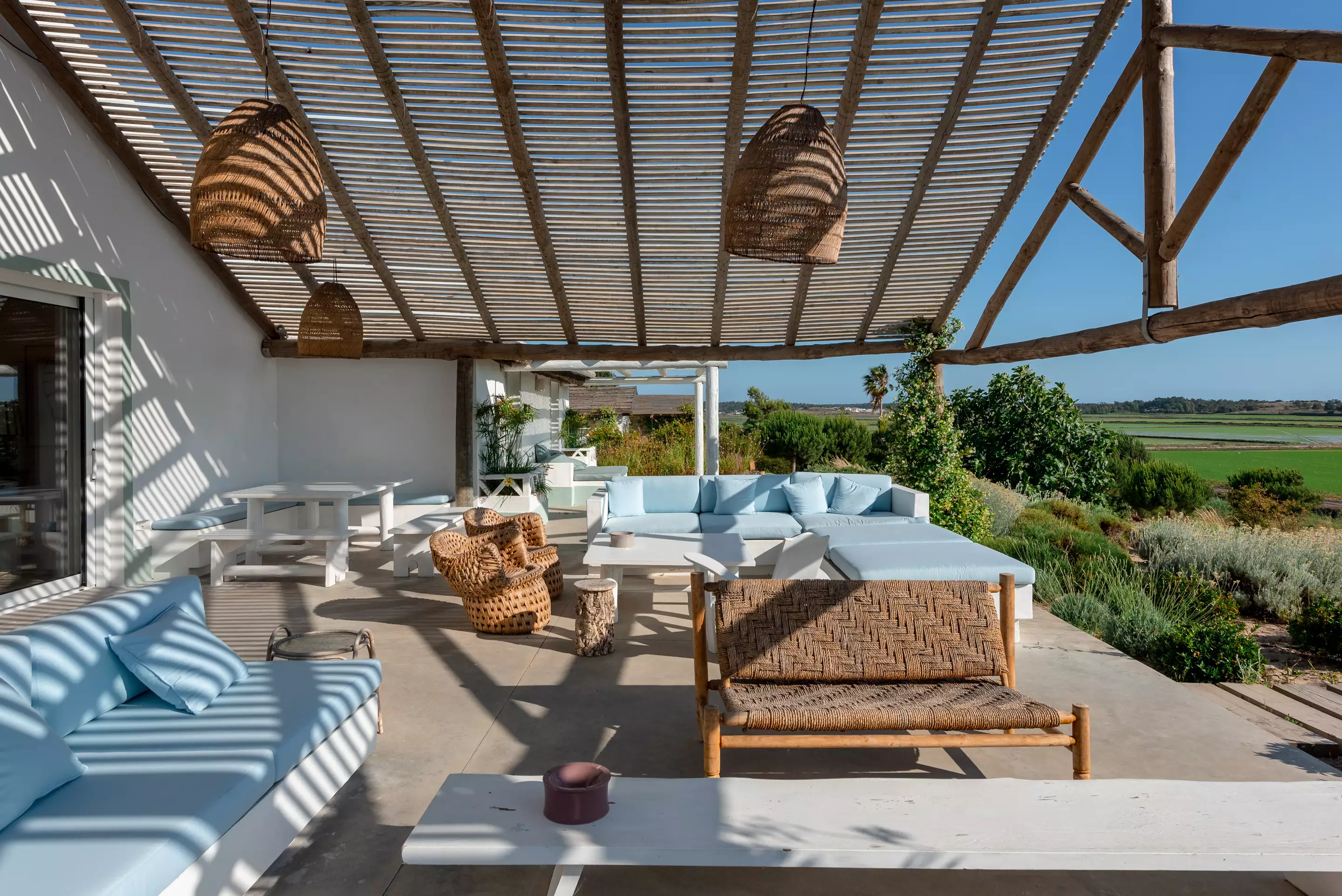 terrasse avec pergola bois