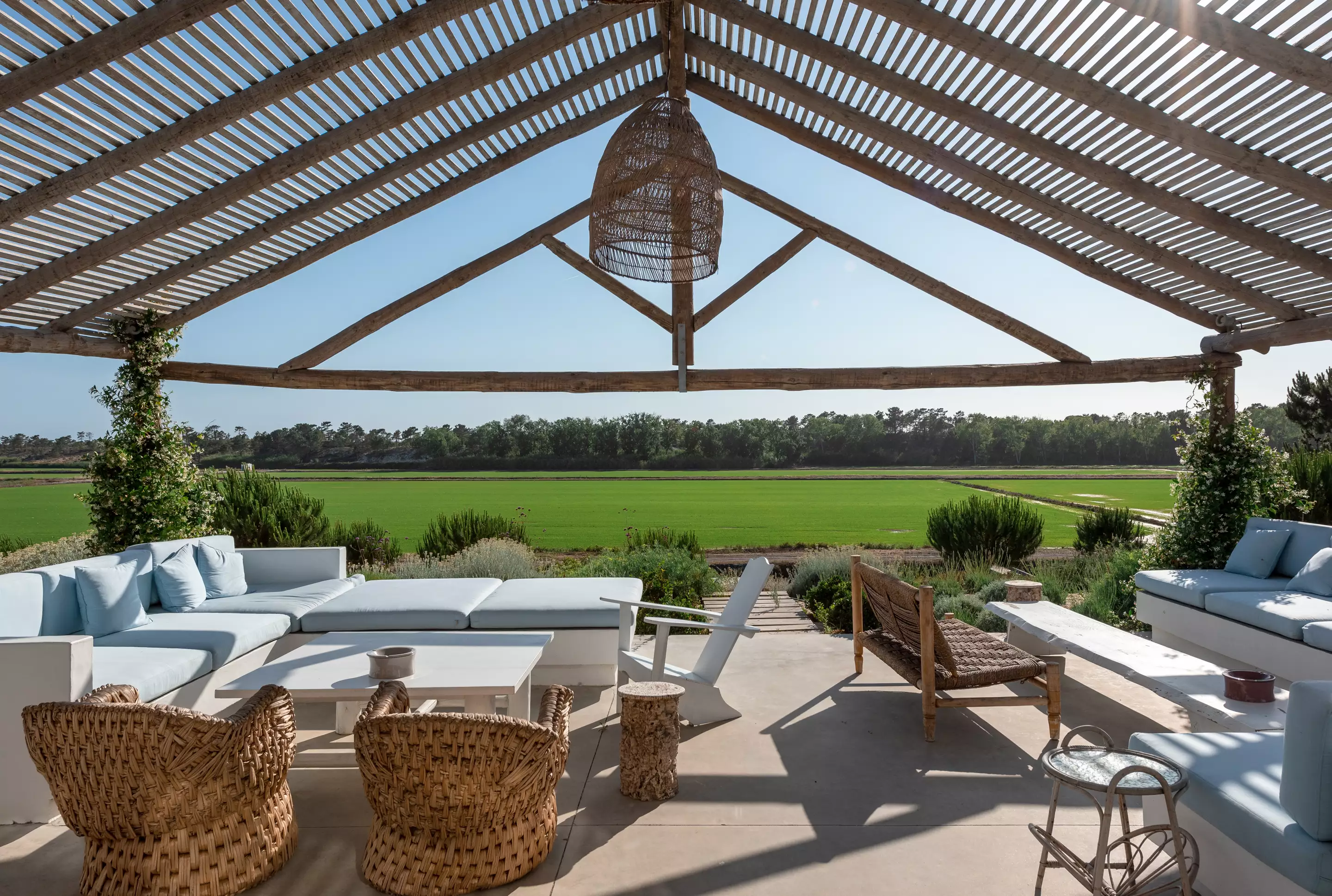 terrasse avec pergola bois