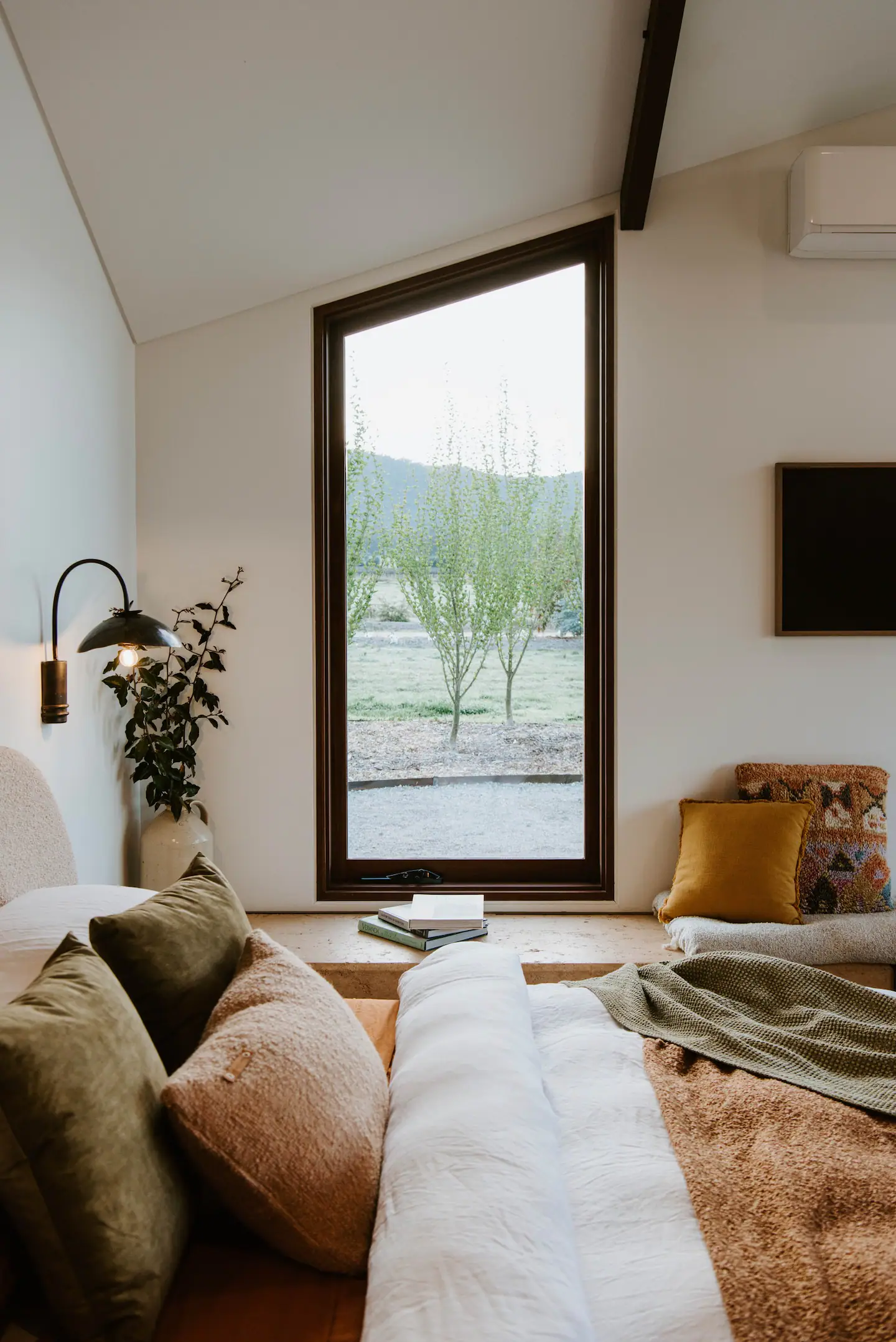 chambre ocre et verte petite maison contemporaine chambre ocre et verte petite maison contemporaine