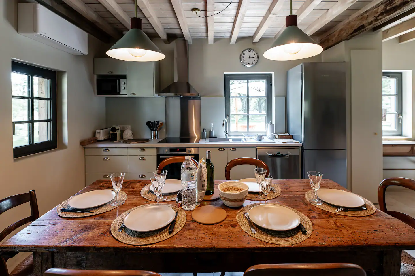 cuisine rustique chic avec poutres