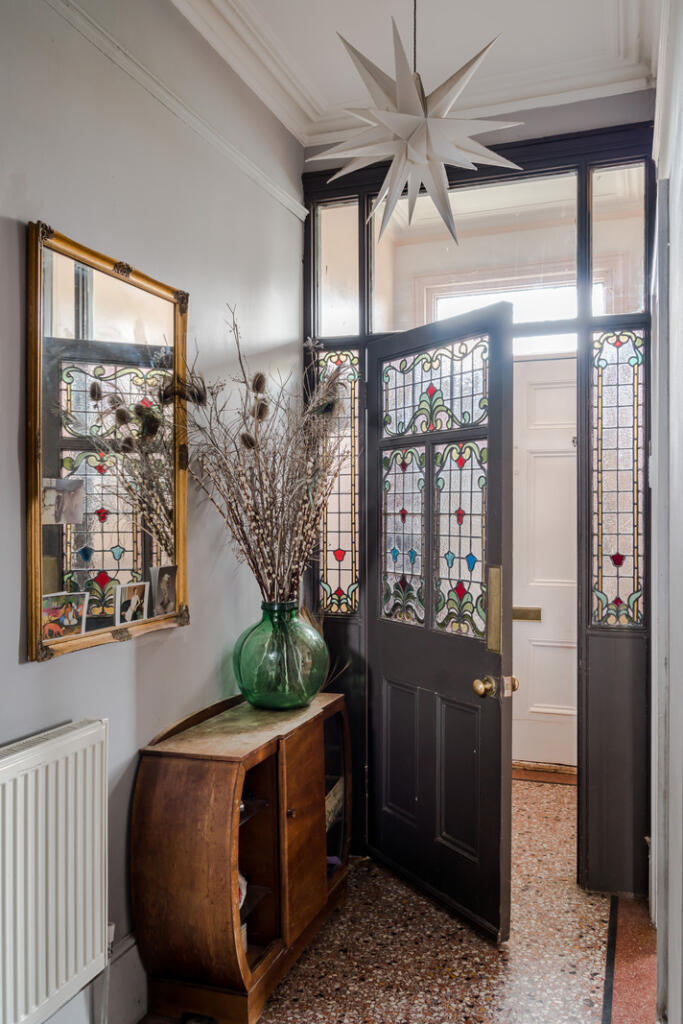 entrée avec porte vitrail maison de ville décoration vintage entrée avec porte vitrail maison de ville décoration vintage