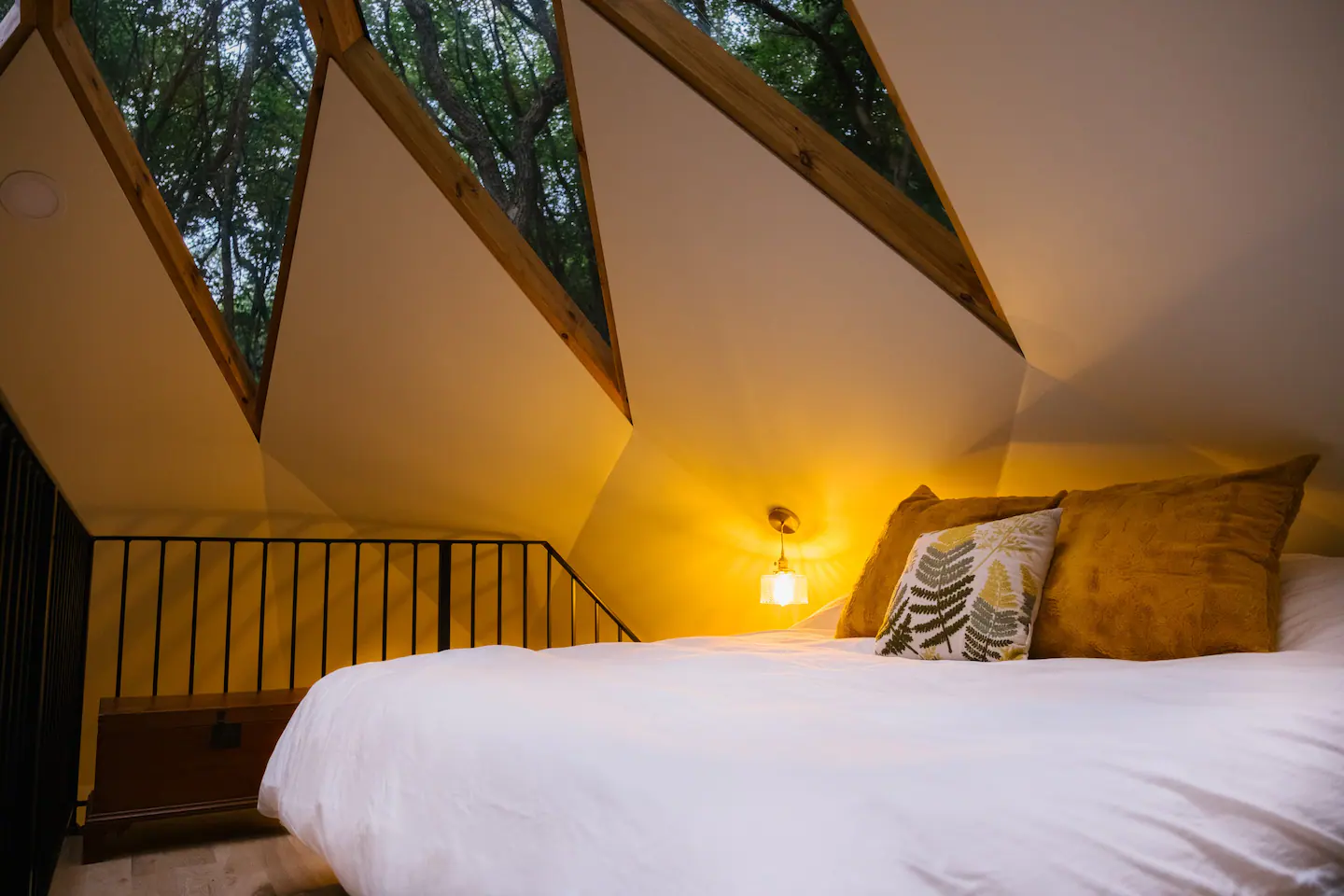 chambre sur mezzanine The Laurel Zome chambre sur mezzanine The Laurel Zome