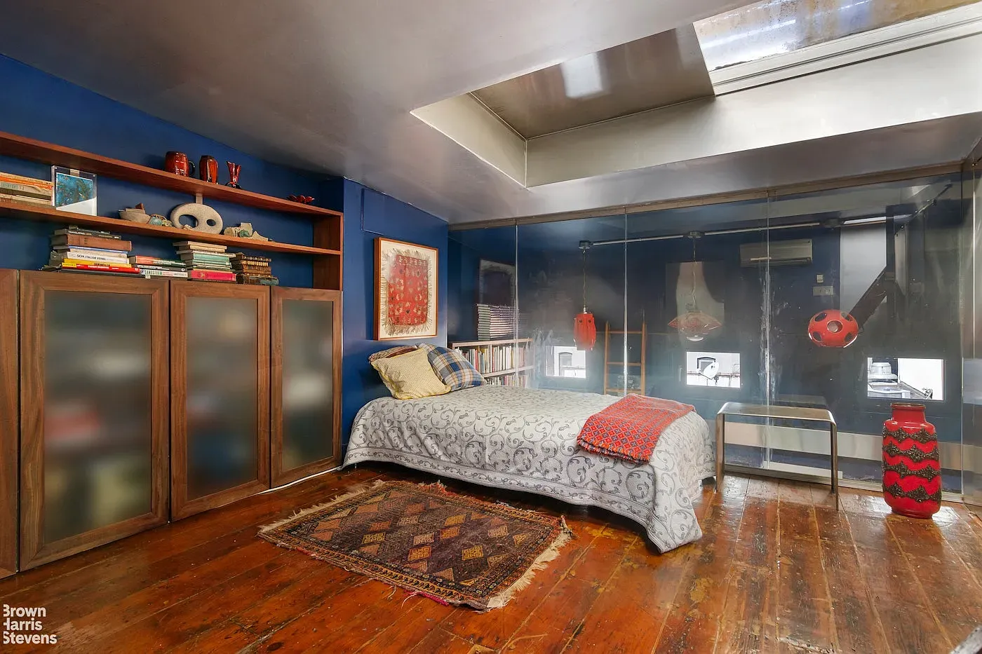 chambre mur bleu