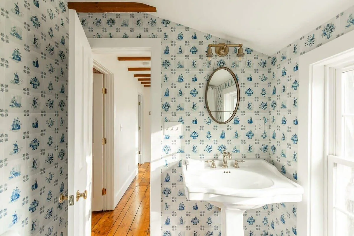 salle de bain rétro The Library House
