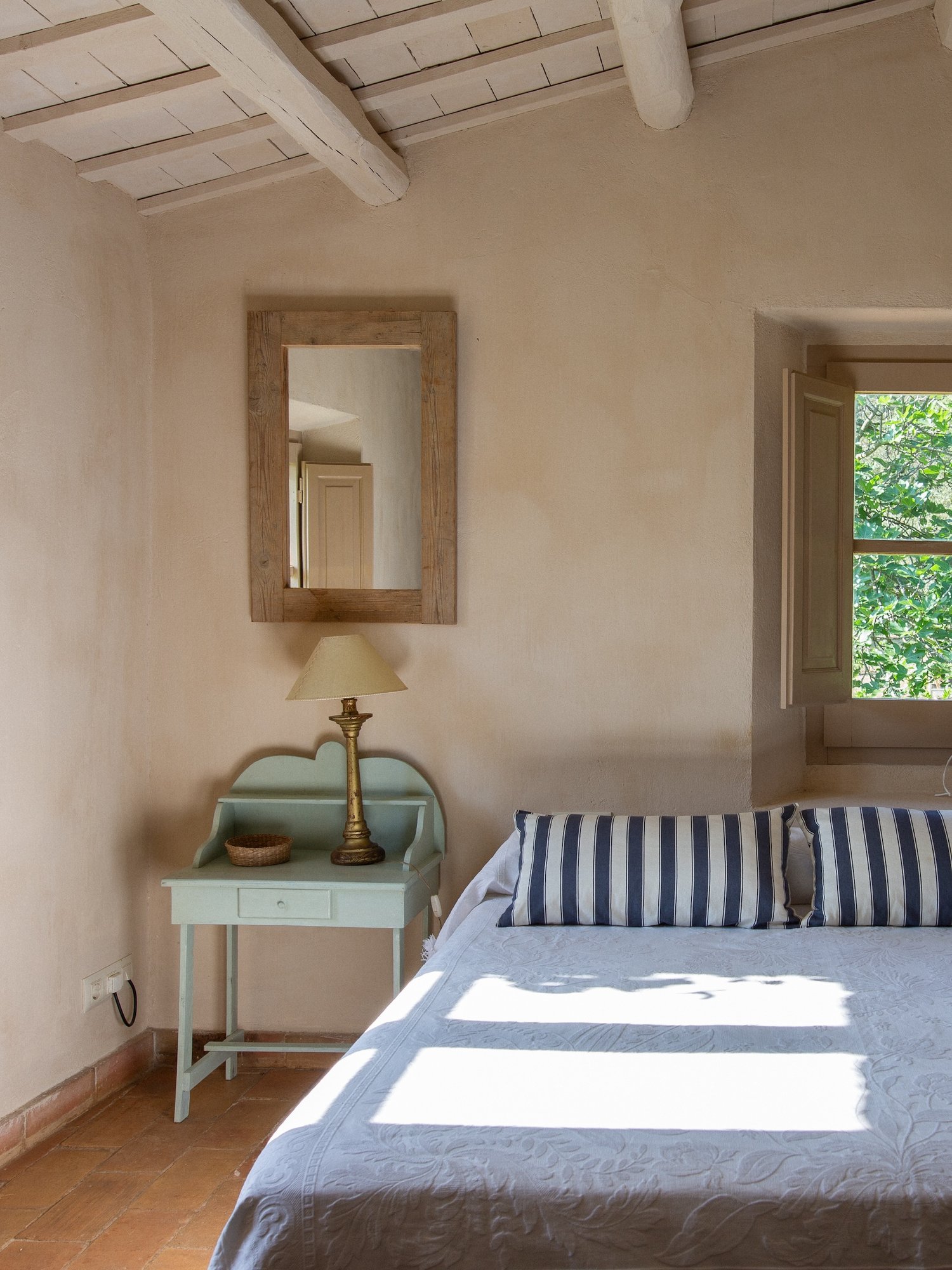 chambre maison en pierres rénovée Mas Flor