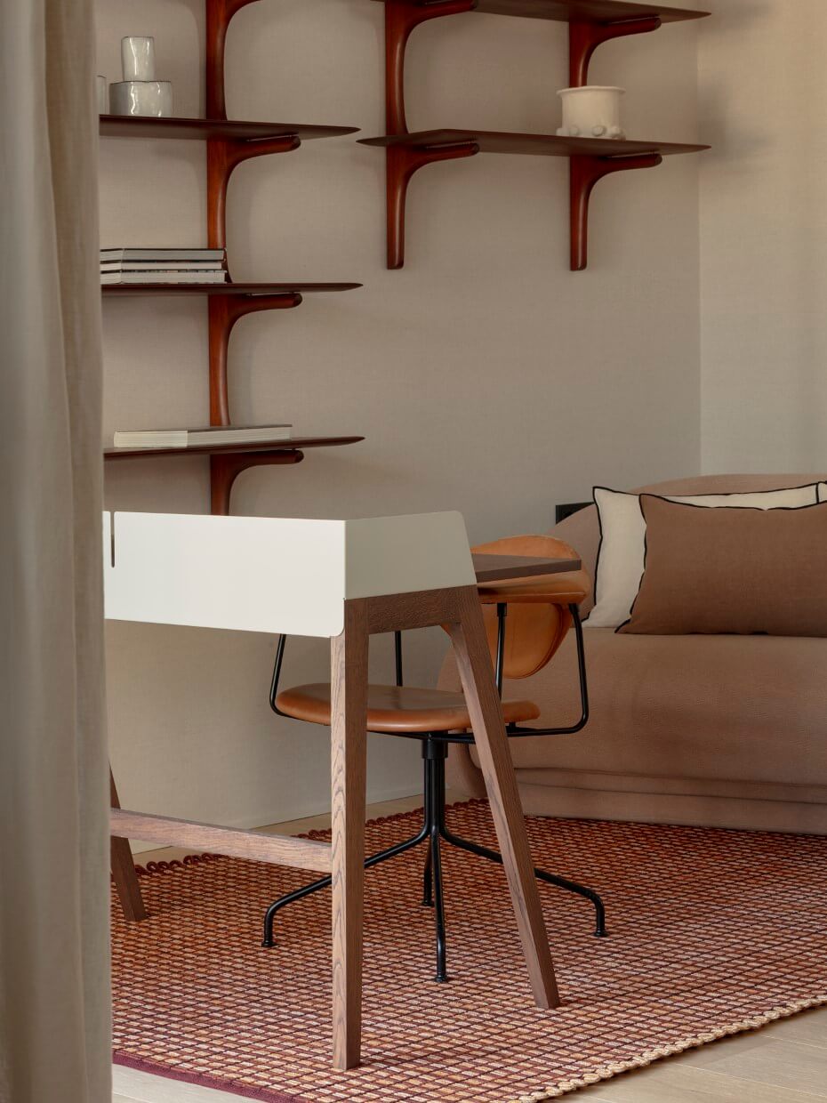 bureau style mid-century