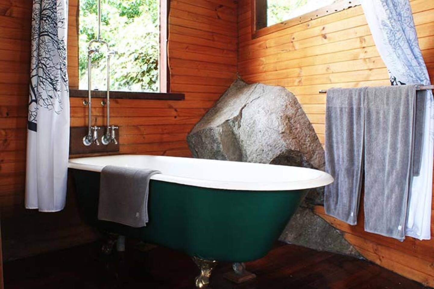 salle de bain rétro maison en bois salle de bain rétro maison en bois
