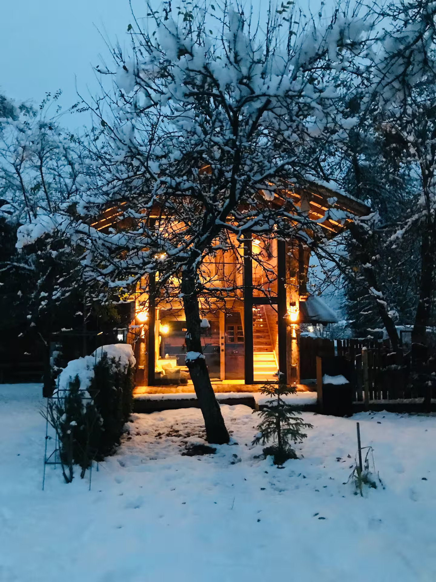 petit chalet dans la neige petit chalet dans la neige