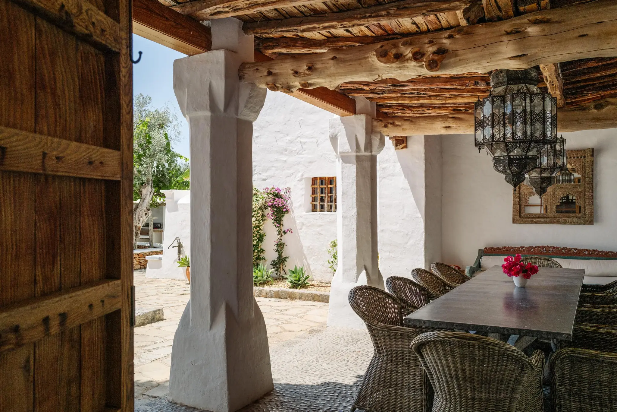 terrasse abritée maison Ibiza par Blakstad terrasse abritée maison Ibiza par Blakstad