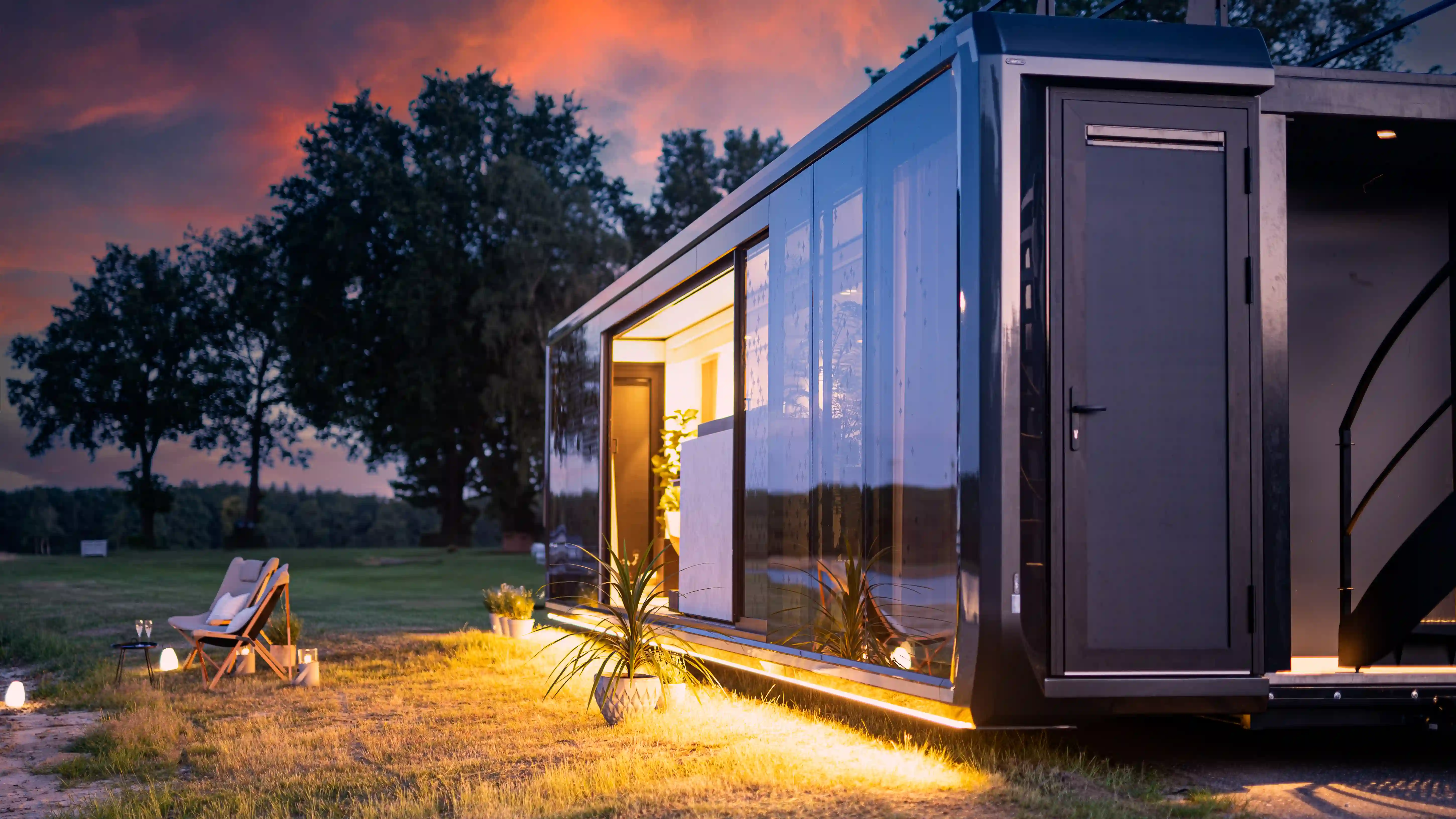 tiny house contemporaine 60m2 Expandable Trailers