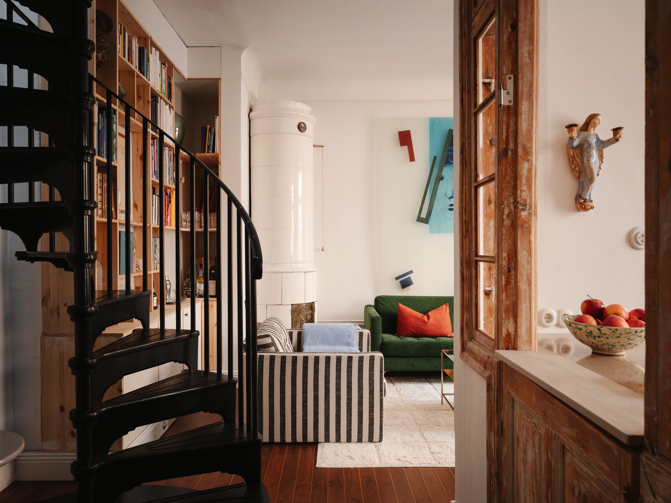 Un trois-pièces de 68m2 en duplex plein de charme ancien