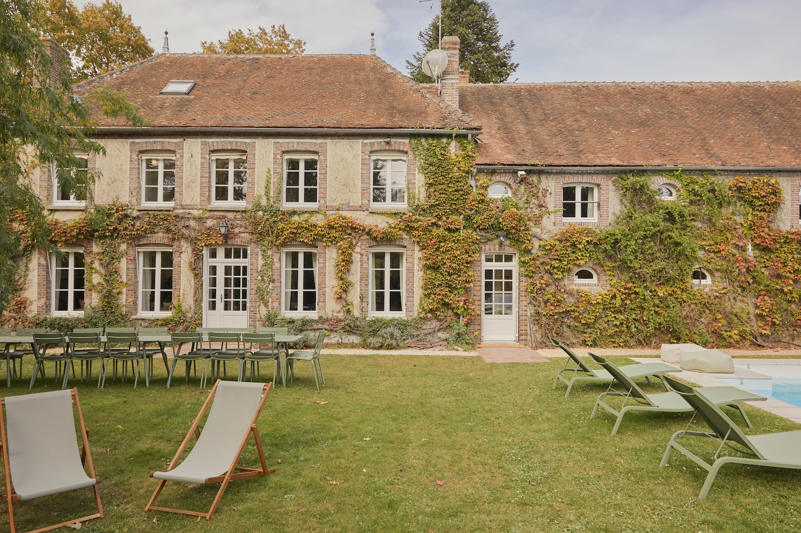 maison de campagne ancienne The Oasis House