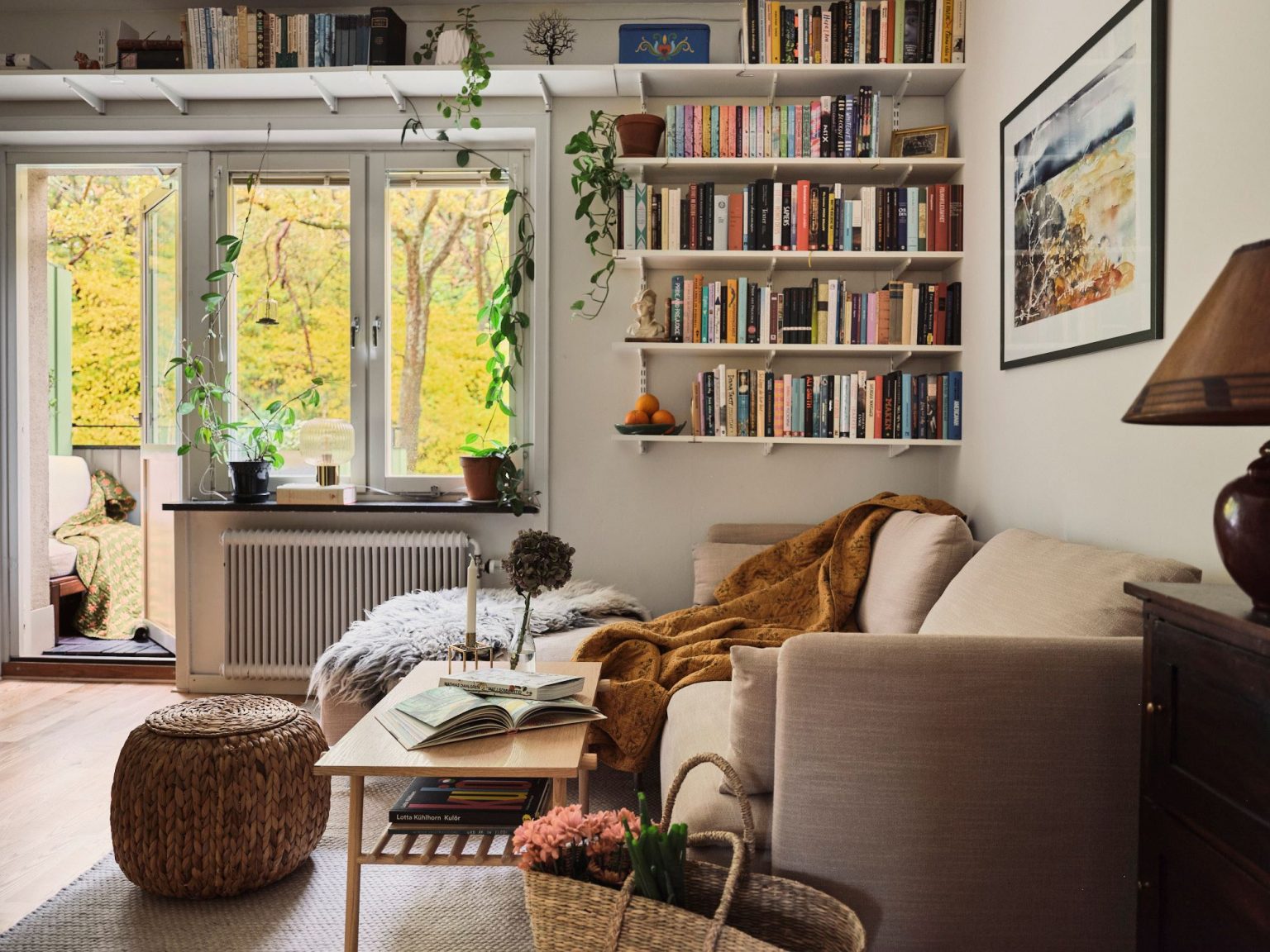 salon avec balcon appartement 38m2 décoration vintage et scandinave