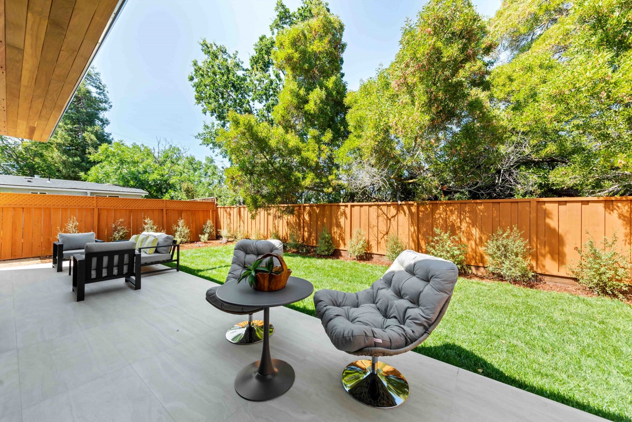 jardin avec palissade bois maison SIDCO HOMES jardin avec palissade bois maison SIDCO HOMES
