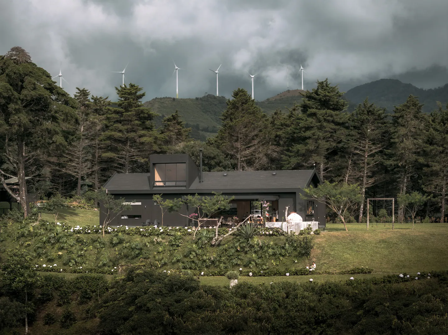 maison contemporaine en bois noir maison contemporaine en bois noir