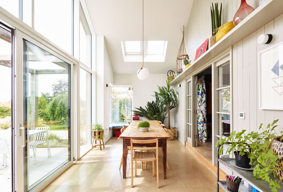 salon maison contemporaine source Velux salon maison contemporaine source Velux