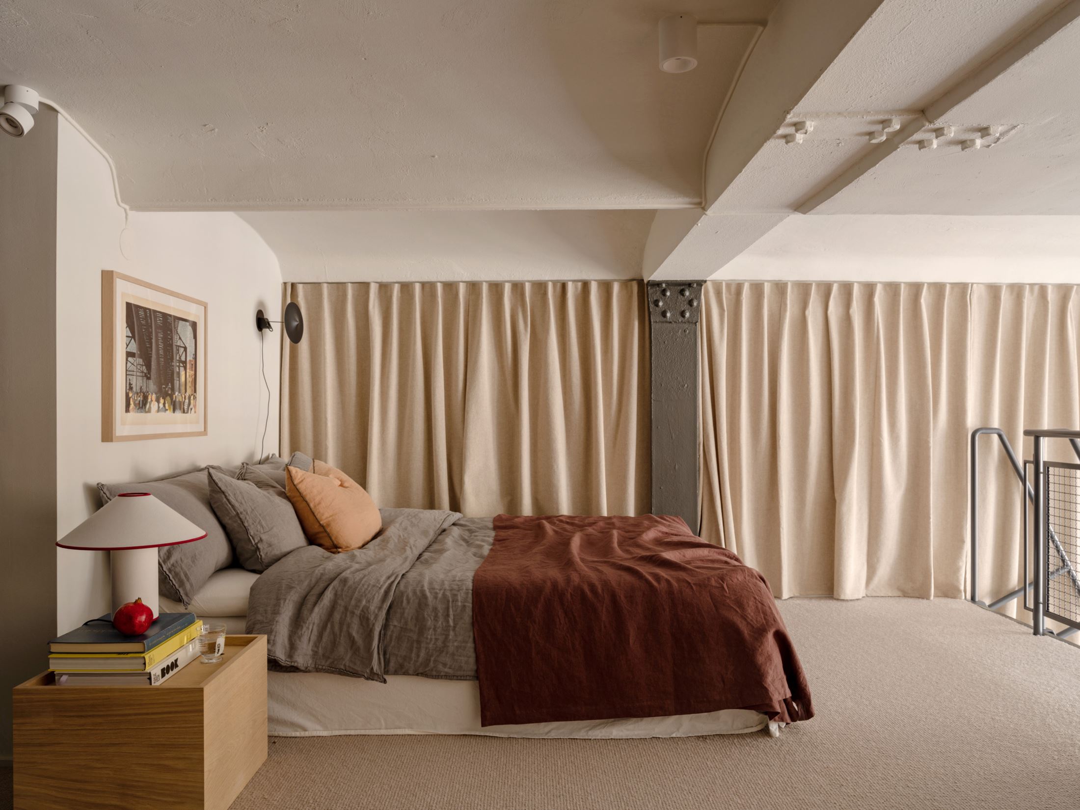 chambre sur mezzanine appartement en duplex 67m2 décoration vintage style petit loft chambre sur mezzanine appartement en duplex 67m2 décoration vintage style petit loft