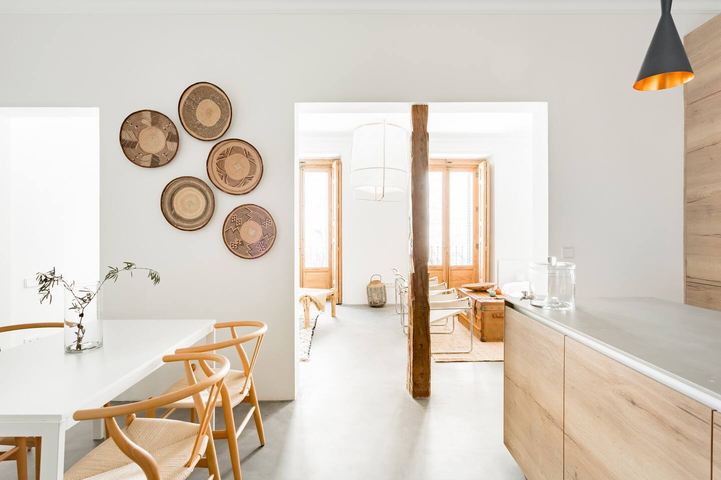 cuisine design bois avec salle à manger