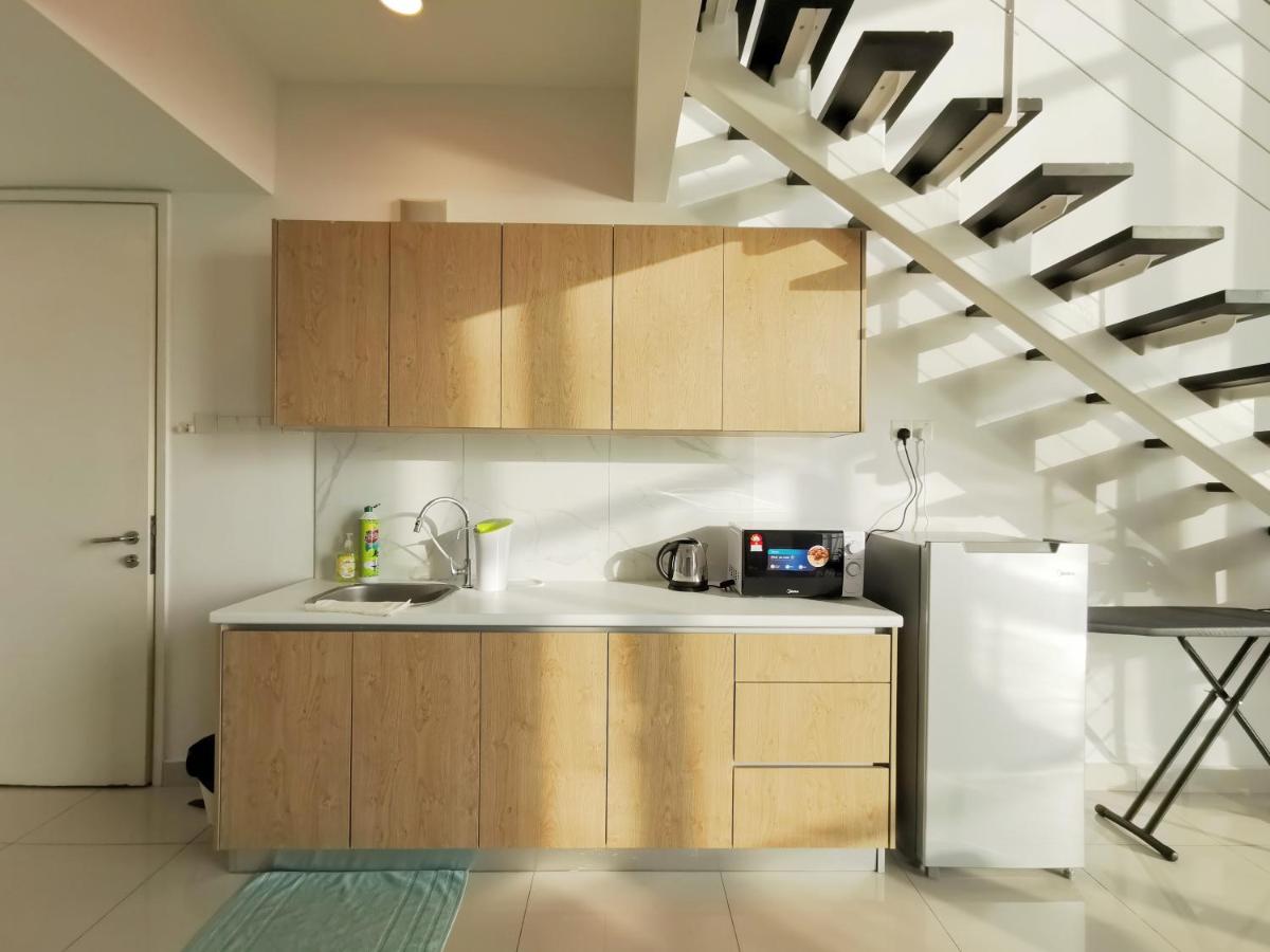 cuisine design bois clair appartement en duplex cuisine design bois clair appartement en duplex