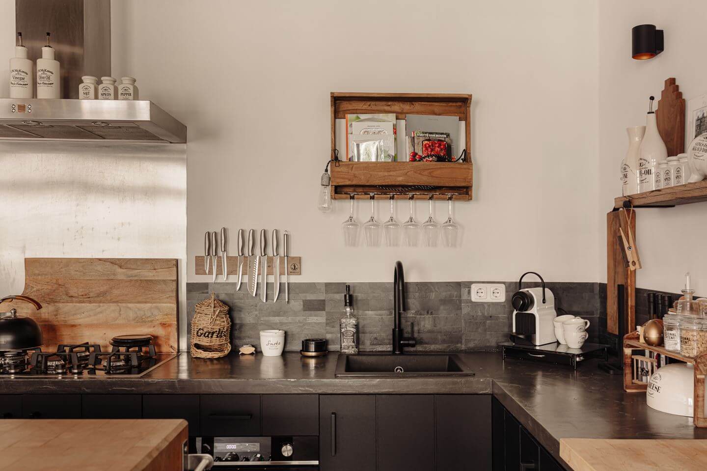 cuisine appartement ancien rénové à Amsterdam cuisine appartement ancien rénové à Amsterdam