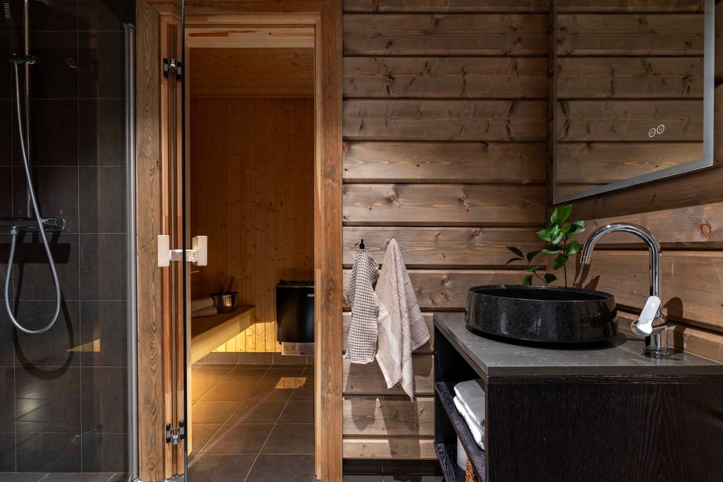 salle de bain chalet de 102m2 intérieur bois salle de bain chalet de 102m2 intérieur bois